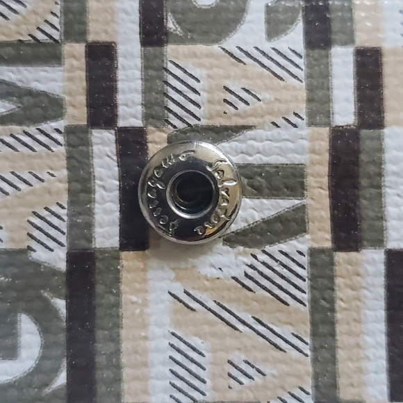 Salvatore Ferragamo Logo Shoulder Bag Purse with COA - Picture 13 of 15